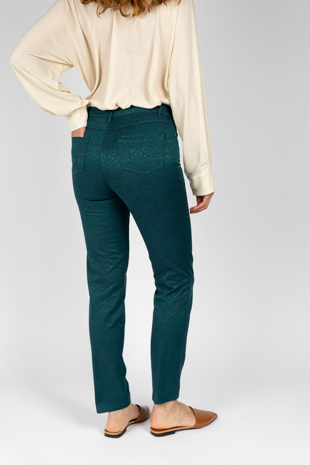 Pantaloni linea Jeans tessuto jacquard disegno fiore colore verde P19950GT - 5