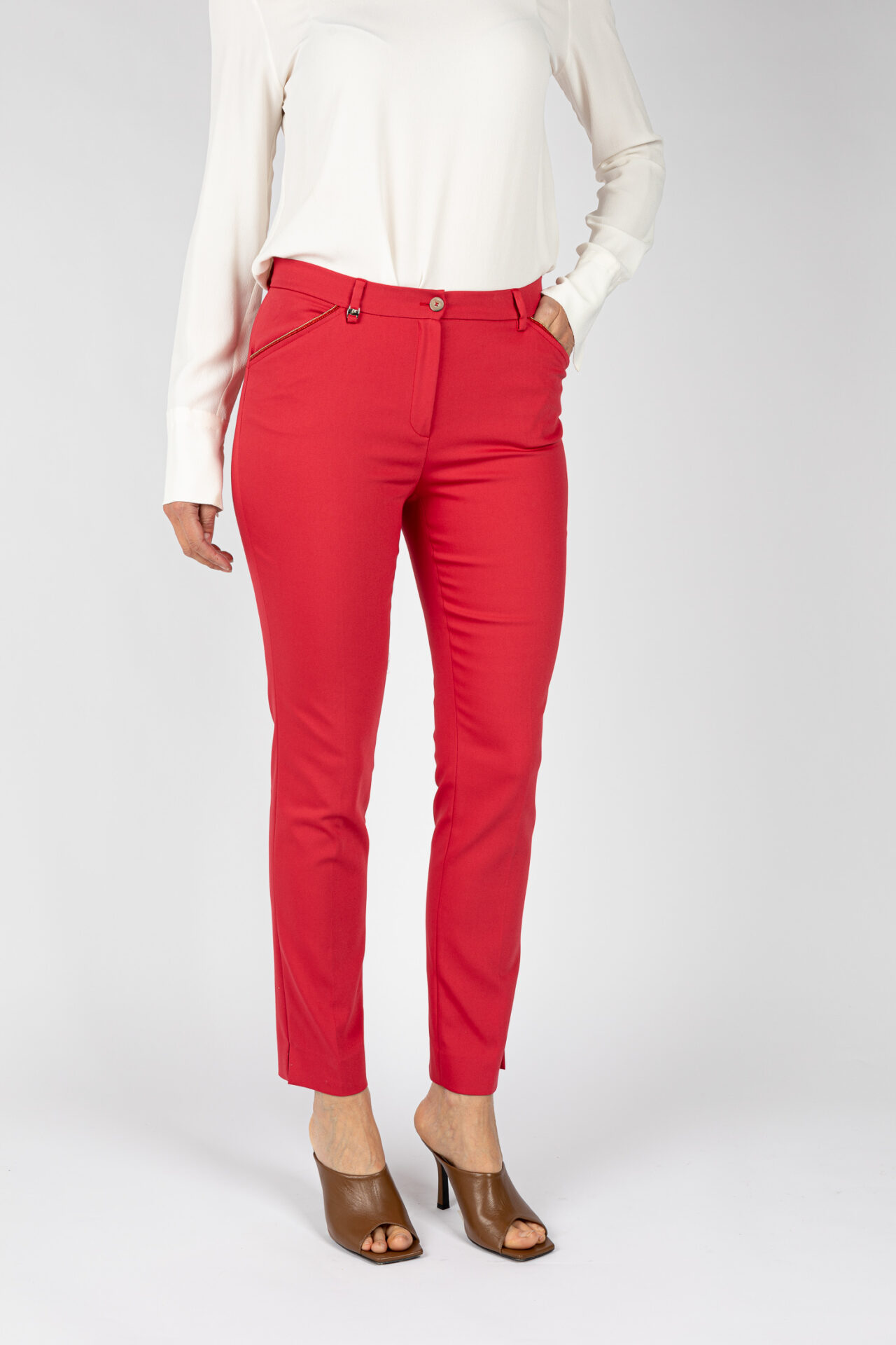 Pantaloni linea a sigaretta, da donna in colore rosso P19642G - 2