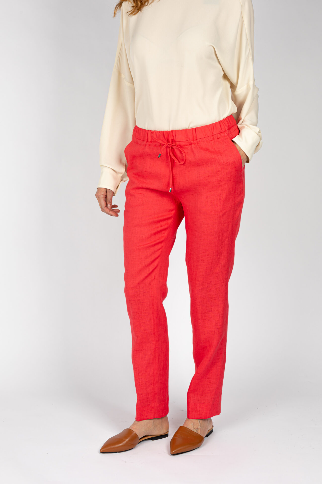 Pantaloni linea morbida, da donna in colore corallo P19667R - 3