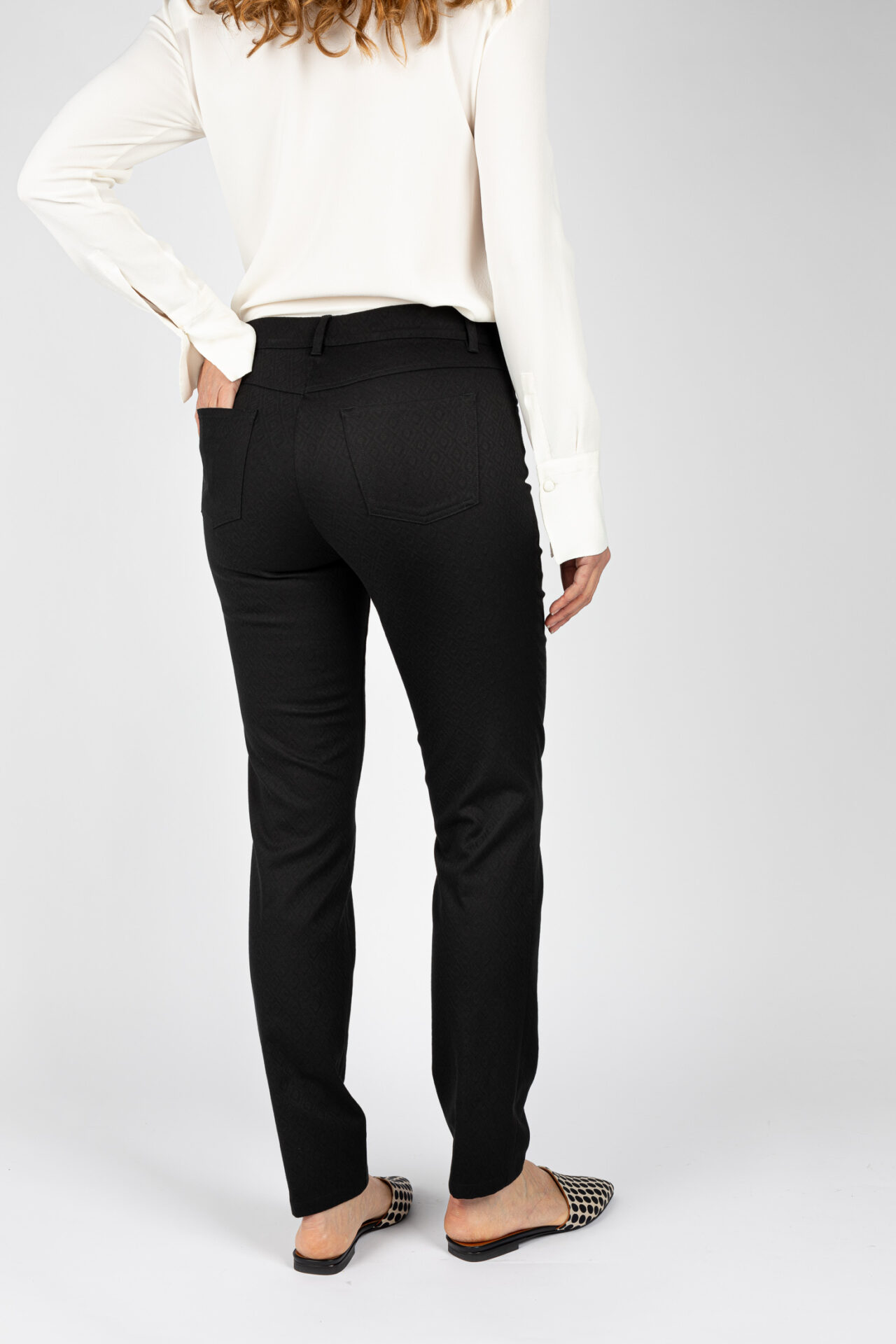 Pantaloni modello Jeans gamba regolare colore nero da donna P19630T57 - 5