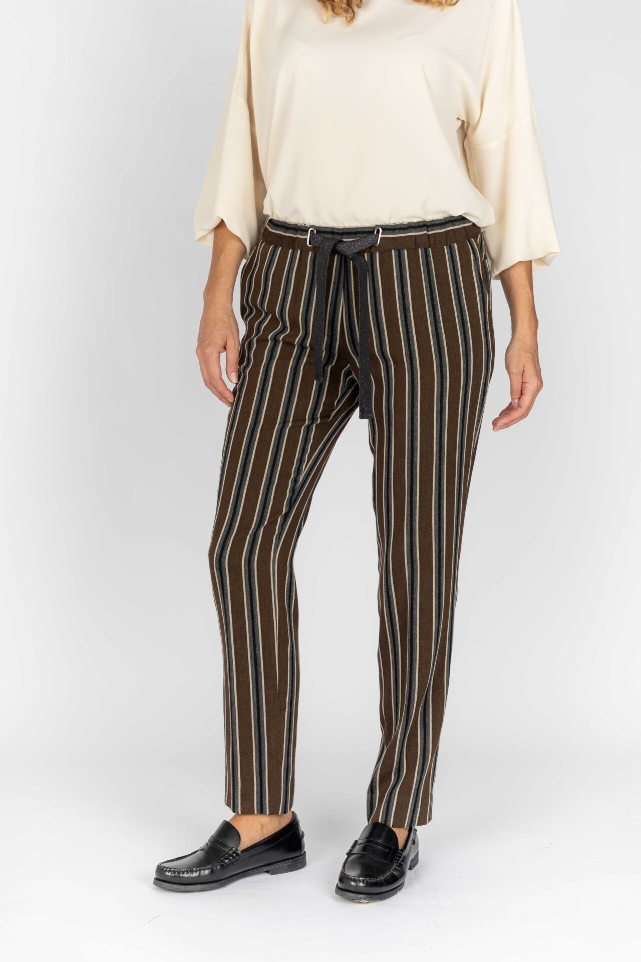 Pantaloni linea morbida colore cacao-grigio da donna